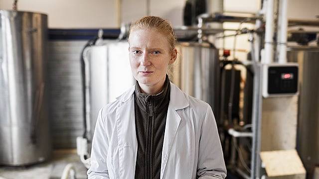 Find your complete hot milk system with our partners